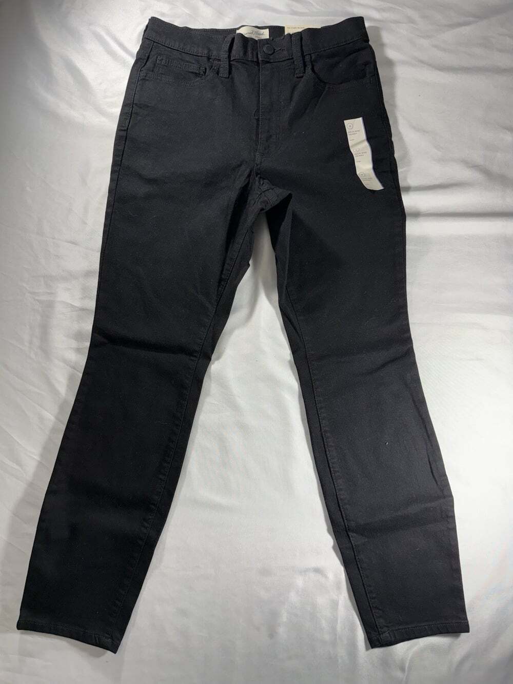Universal Thread Women’s Black High-Rise Skinny Jeans Size 8 “Short”